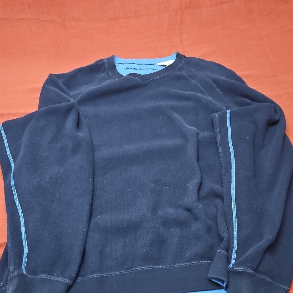 2/$25 Tommy Bahama Men's V-Neck Sweater in Black - Picture 2 of 8